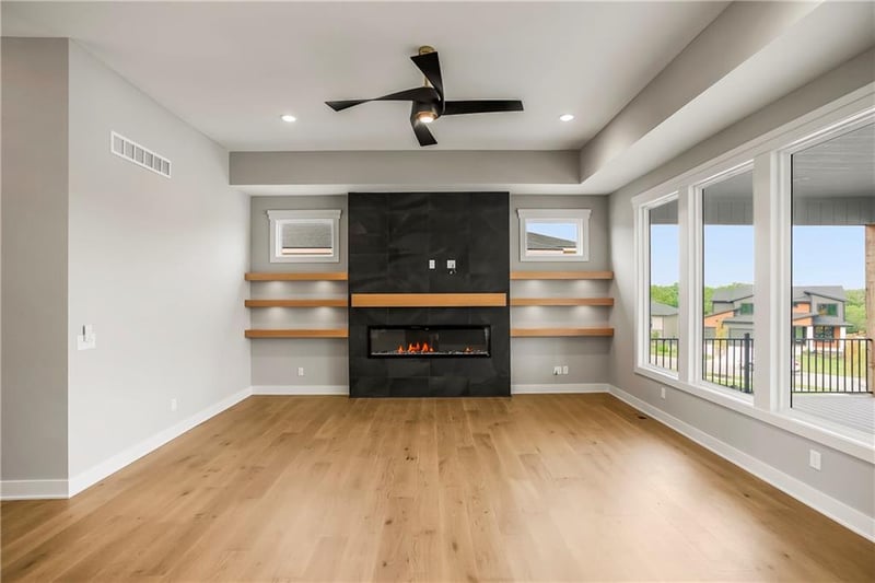 9027 Freedom Cir, Lenexa, KS 66227