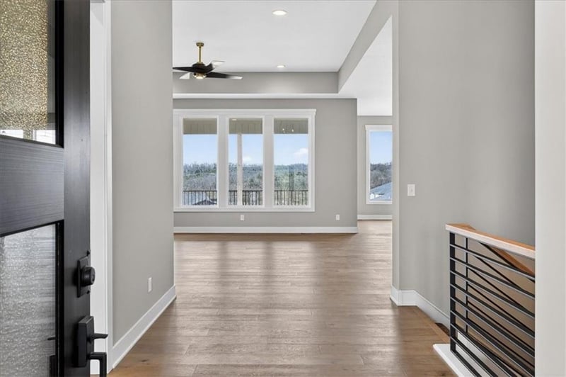 9027 Freedom Cir, Lenexa, KS 66227