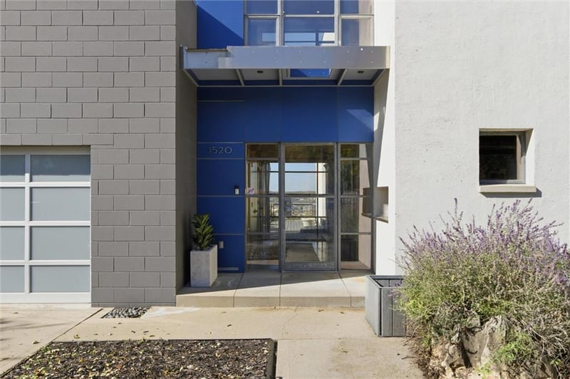 1520 Jarboe St, Kansas City, MO 64108