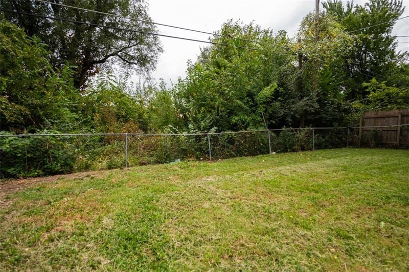 3380 SW Kirklawn Ave, Topeka, KS 66611