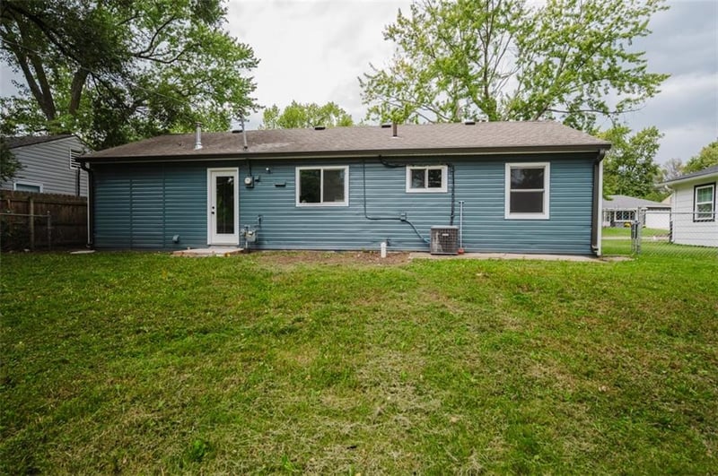 3380 SW Kirklawn Ave, Topeka, KS 66611