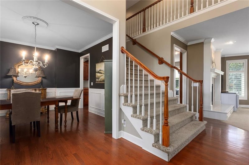 9600 Dodgion Ct, Kansas City, MO 64139