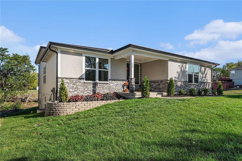 1727 N 91st St, Kansas City, KS 66112