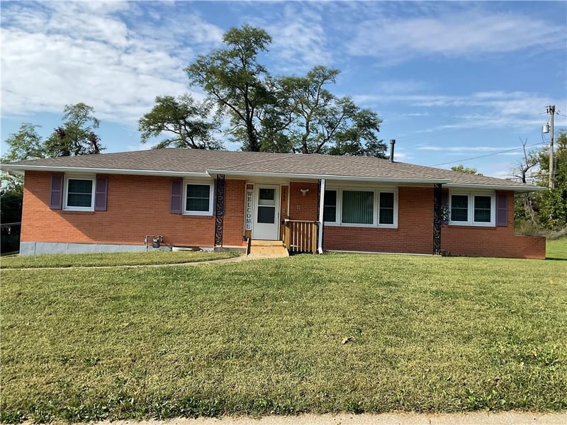 3440 33rd Ter, Kansas City, KS 66104