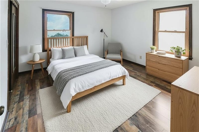 26 360th Rd, Warrensburg, MO 64093