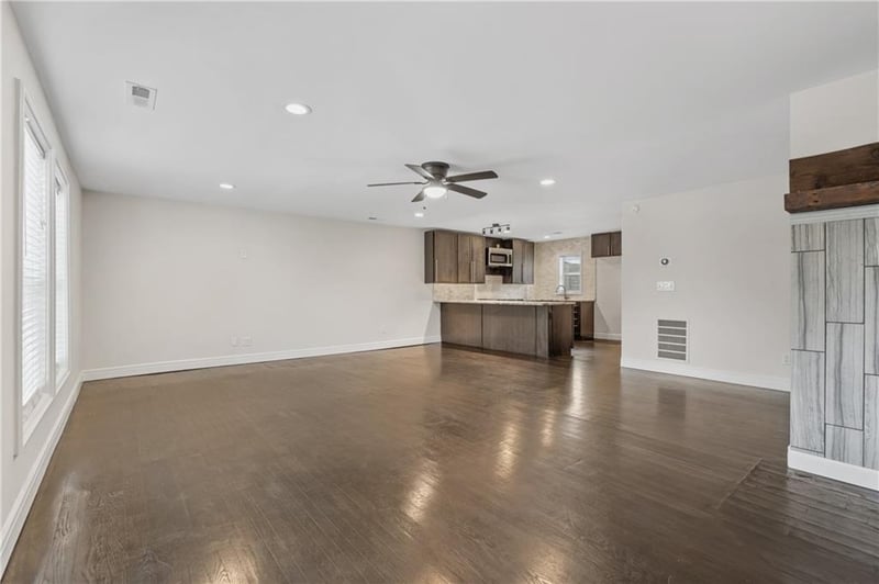 5820 61st St, Kansas City, MO 64119