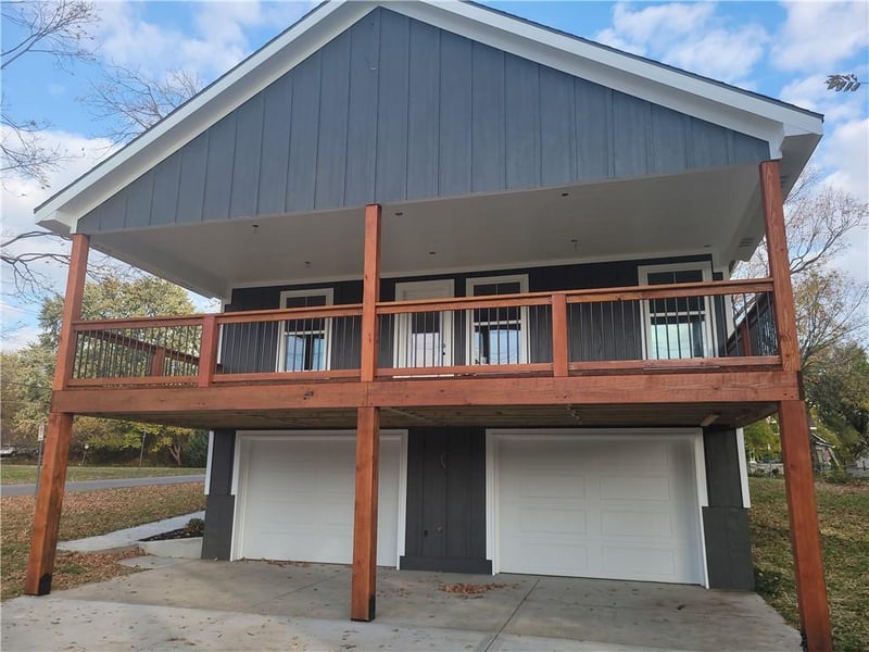 1400 Dodgion Ave, Independence, MO 64055