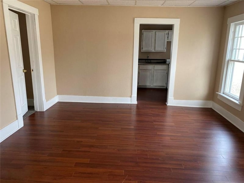 1503 E Valley St, Joplin, MO 64801