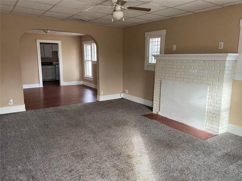 1503 E Valley St, Joplin, MO 64801