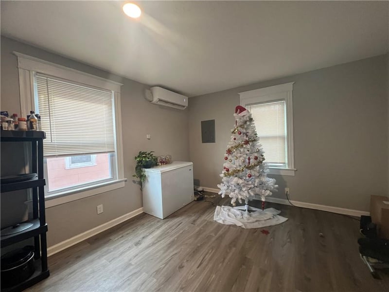 3012 College Ave, Kansas City, MO 64128