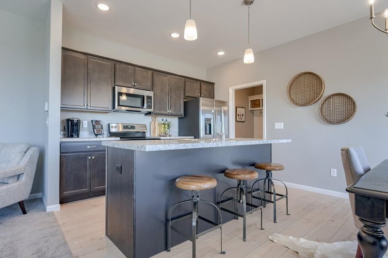 121 Mulberry Ct, Blue Springs, MO 64014