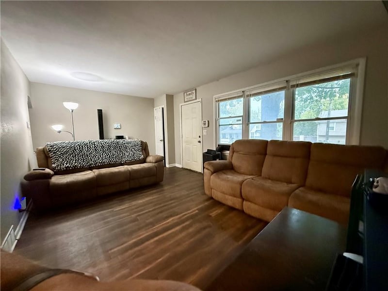 7426 Indiana Ave, Kansas City, MO 64132