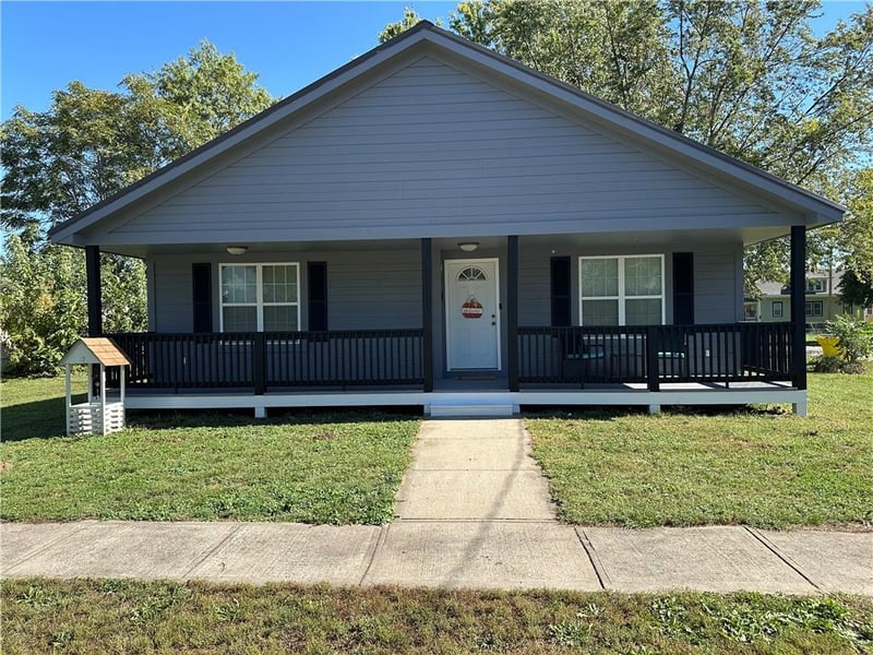 205 Bissell St, Orrick, MO 64077