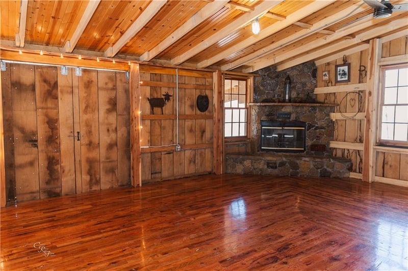 22413 State Hwy C Hw, Lawson, MO 64062