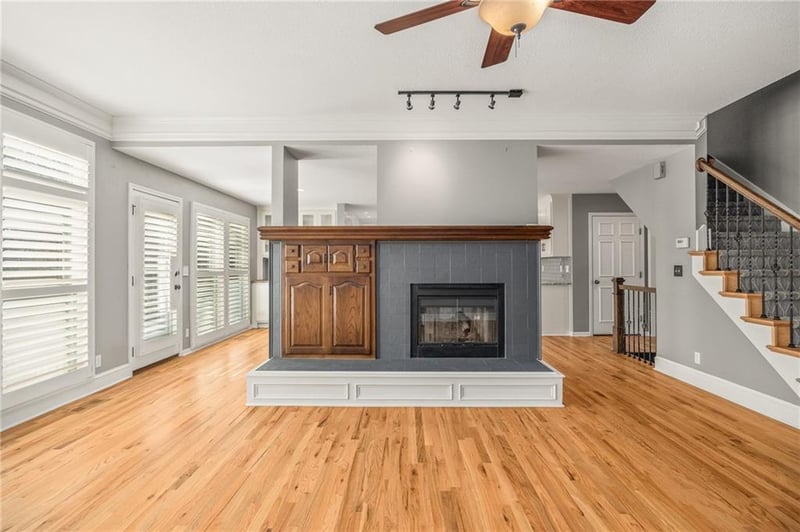 2605 78th St, Kansas City, MO 64119