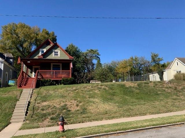 2522 College Ave, Kansas City, MO 64127