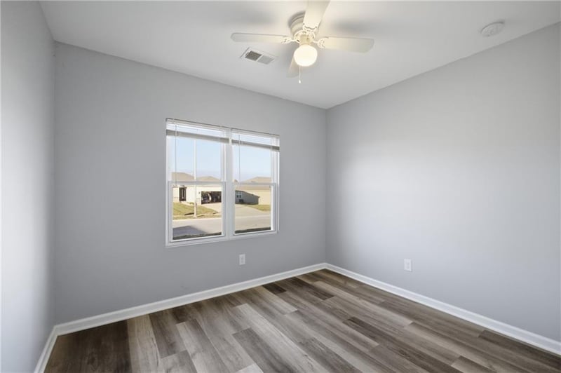 10721 46th Ter, Kansas City, MO 64133