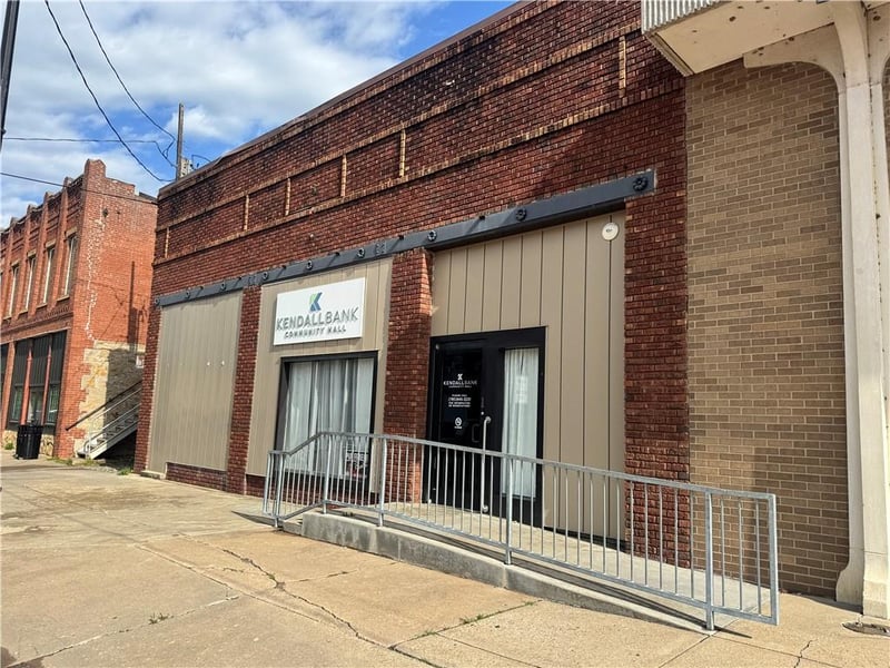 408 Broadway St, Valley Falls, KS 66088