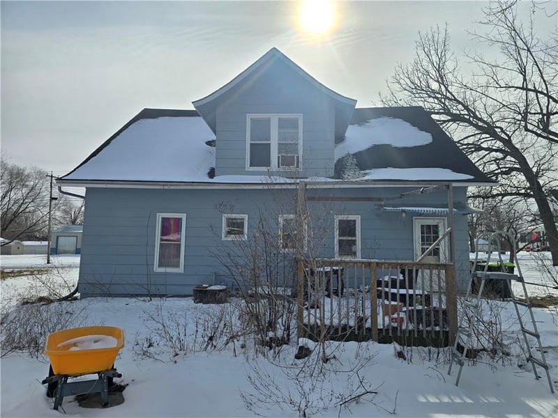 408 5th St, Braymer, MO 64624