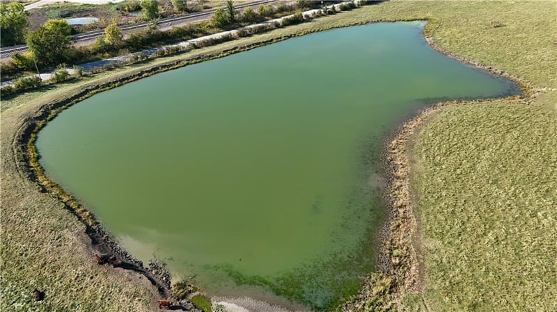 19151 Woodland Rd, Spring Hill, KS 66053