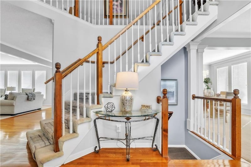 8007 131st Ter, Overland Park, KS 66213