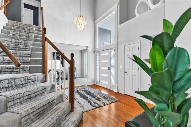 8007 131st Ter, Overland Park, KS 66213