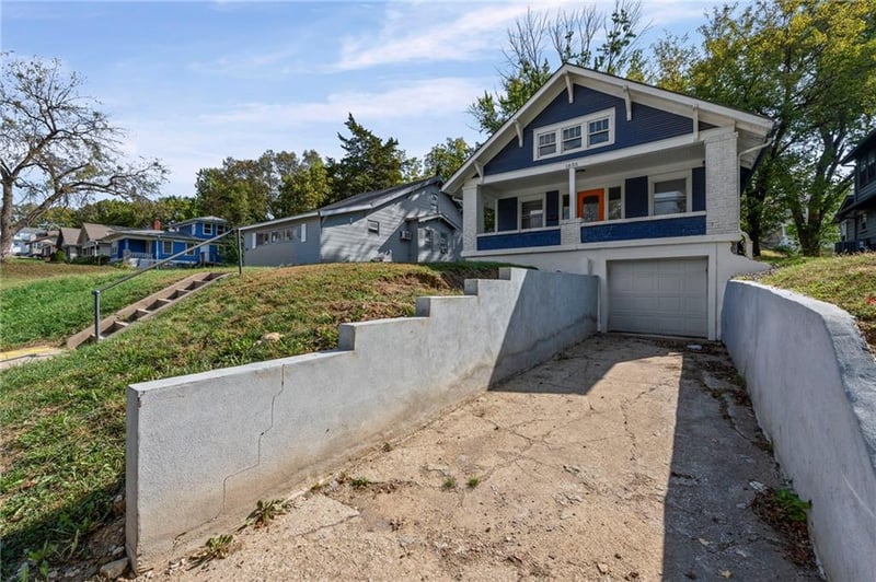 1835 Walker Ave, Kansas City, KS 66104