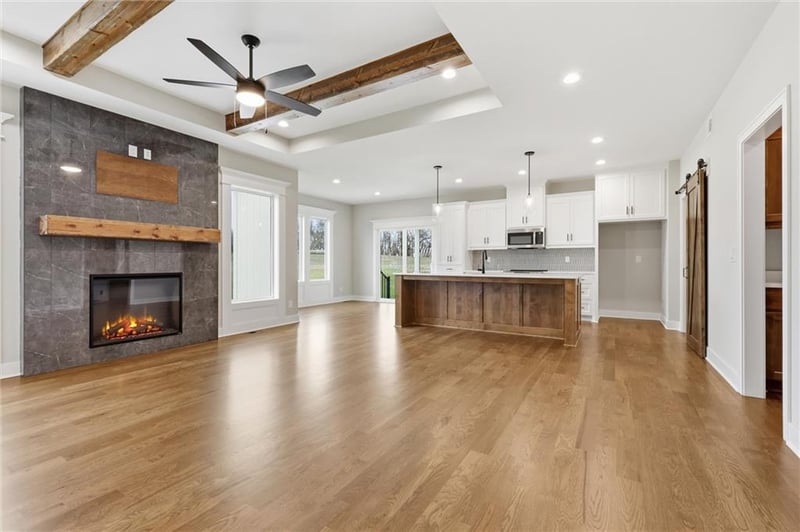 20040 226th Ter, Spring Hill, KS 66083