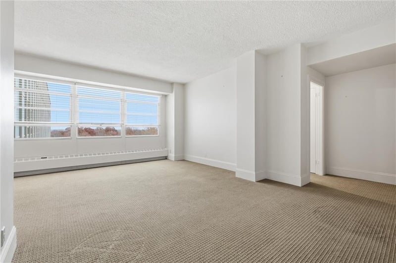 333 Meyer Blvd #1104, Kansas City, MO 64113