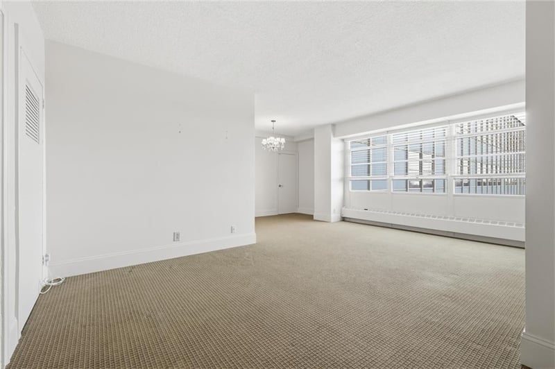 333 Meyer Blvd #1104, Kansas City, MO 64113