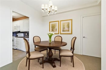 333 W Meyer Blvd #1104, Kansas City, MO 64113