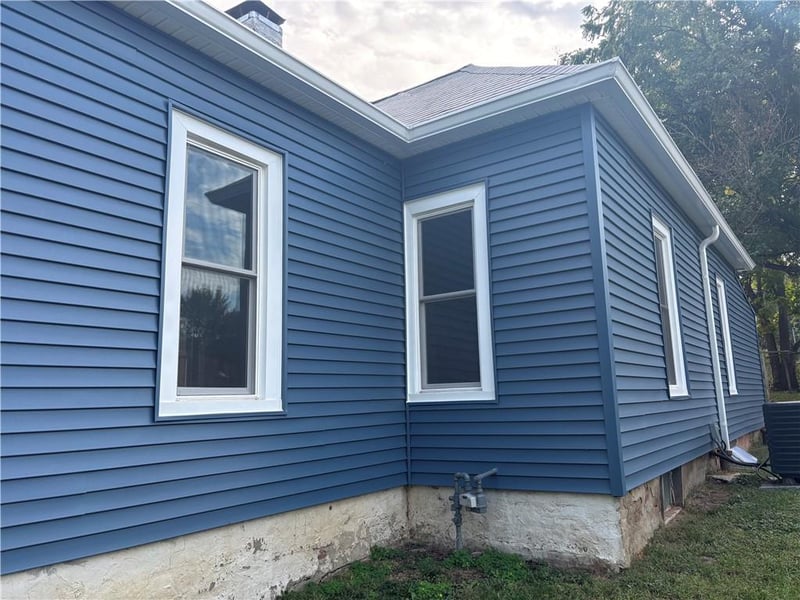 3216 Doniphan Ave, St Joseph, MO 64507