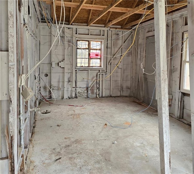 7103 Flora Ave, Kansas City, MO 64131