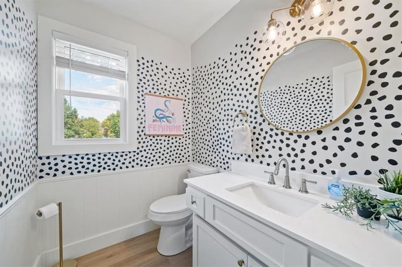 12100 W 103rd Ter, Overland Park, KS 66215