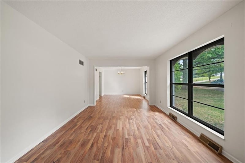 7114 Greeley Ave, Kansas City, KS 66109