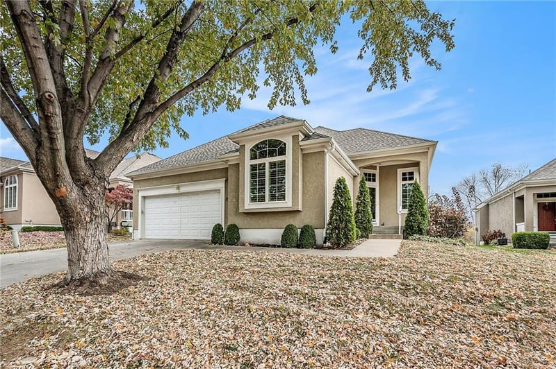 13423 Summit Ct, Kansas City, MO 64145