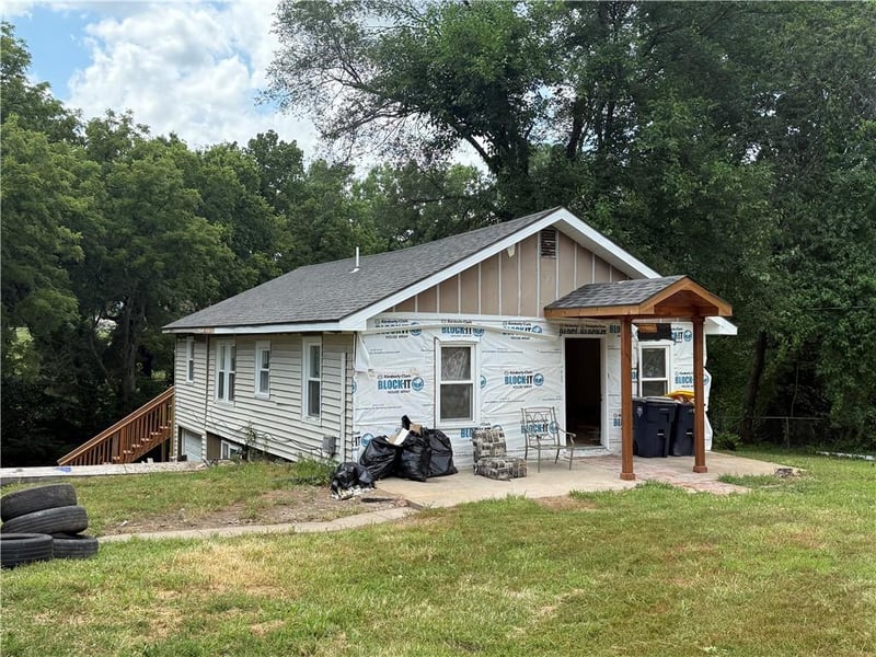 3616 Cleveland Ave, Kansas City, MO 64117