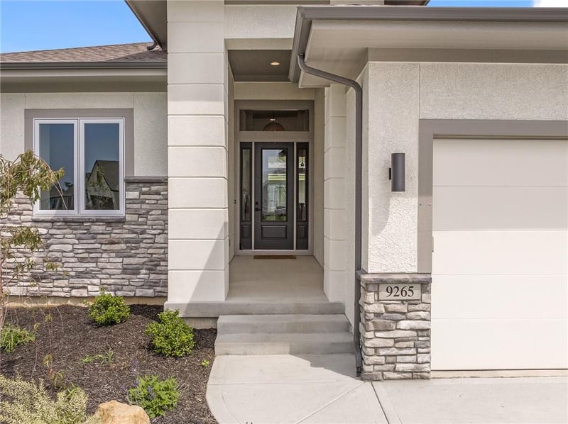 14163 Houston St, Olathe, KS 66061