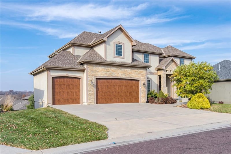 13108 171st St, Overland Park, KS 66221