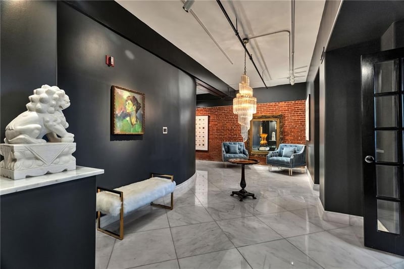 2004 Grand Ave #301, Kansas City, MO 64108