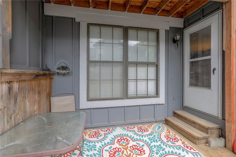 12623 110th Ter, Overland Park, KS 66210