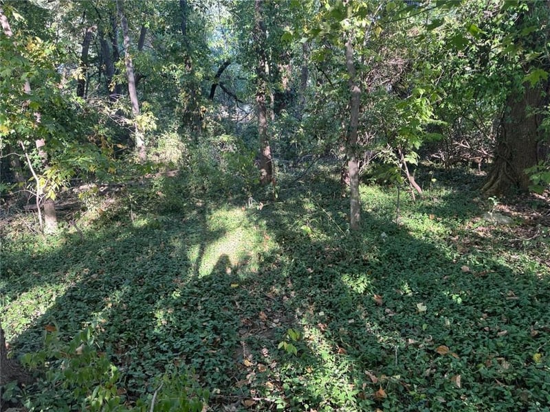 5828 Barnes Ave, Kansas City, MO 64119