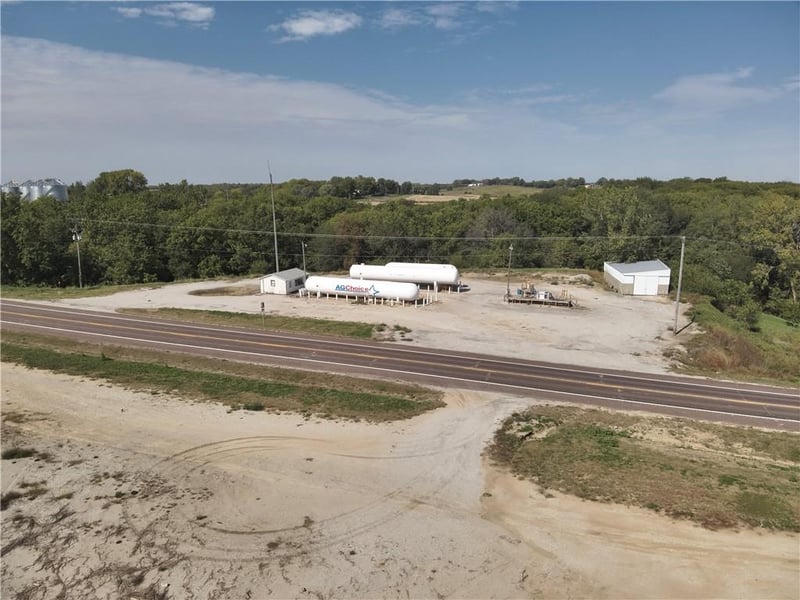 17287 Us 136 Hw, Rock Port, MO 64482