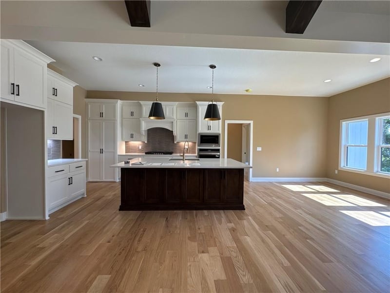 4815 Martin St, Riverside, MO 64150
