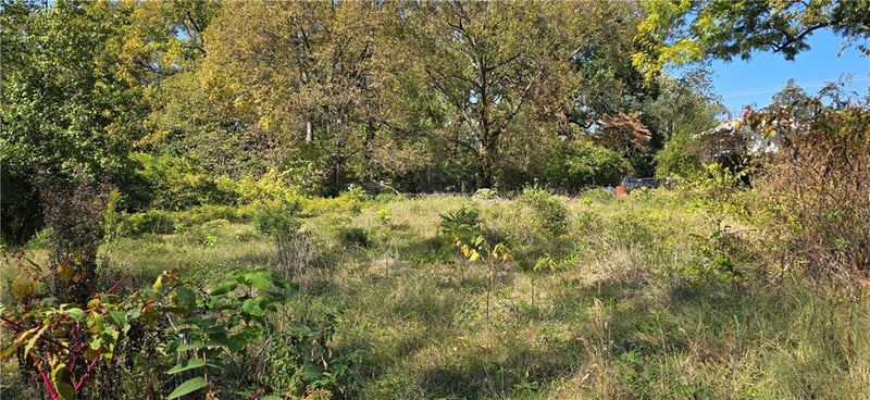 2812 39th Ter, Kansas City, MO 64117