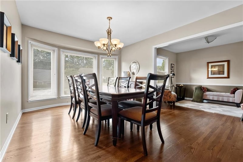 9415 Moody Park Dr, Overland Park, KS 66212