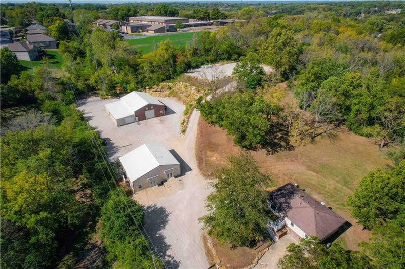 12410 Cherry St, Kansas City, MO 64145