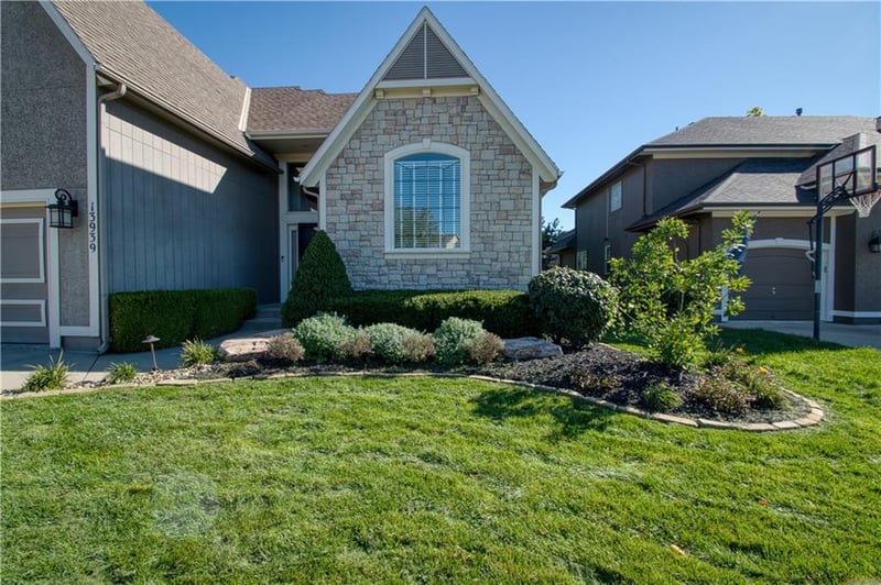 13939 Noland St, Overland Park, KS 66211