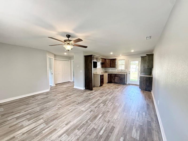 106 Lafayette St, El Dorado Springs, MO 64744