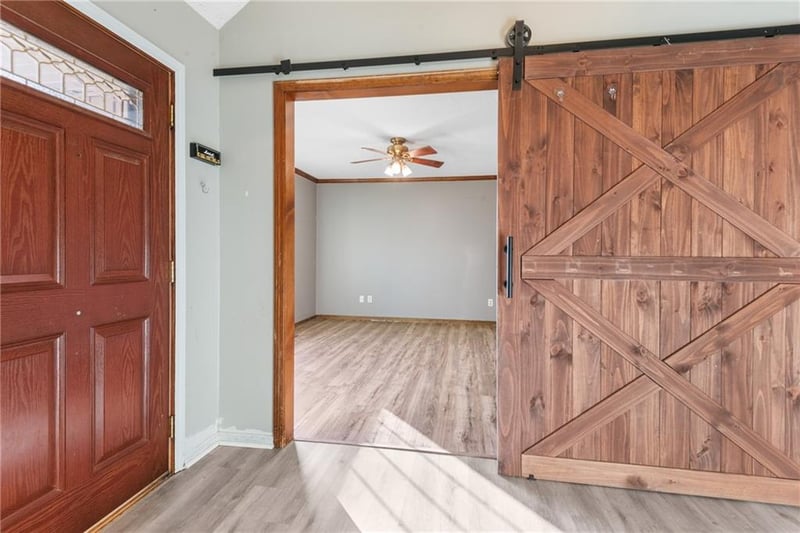 8280 117th St, Overland Park, KS 66210